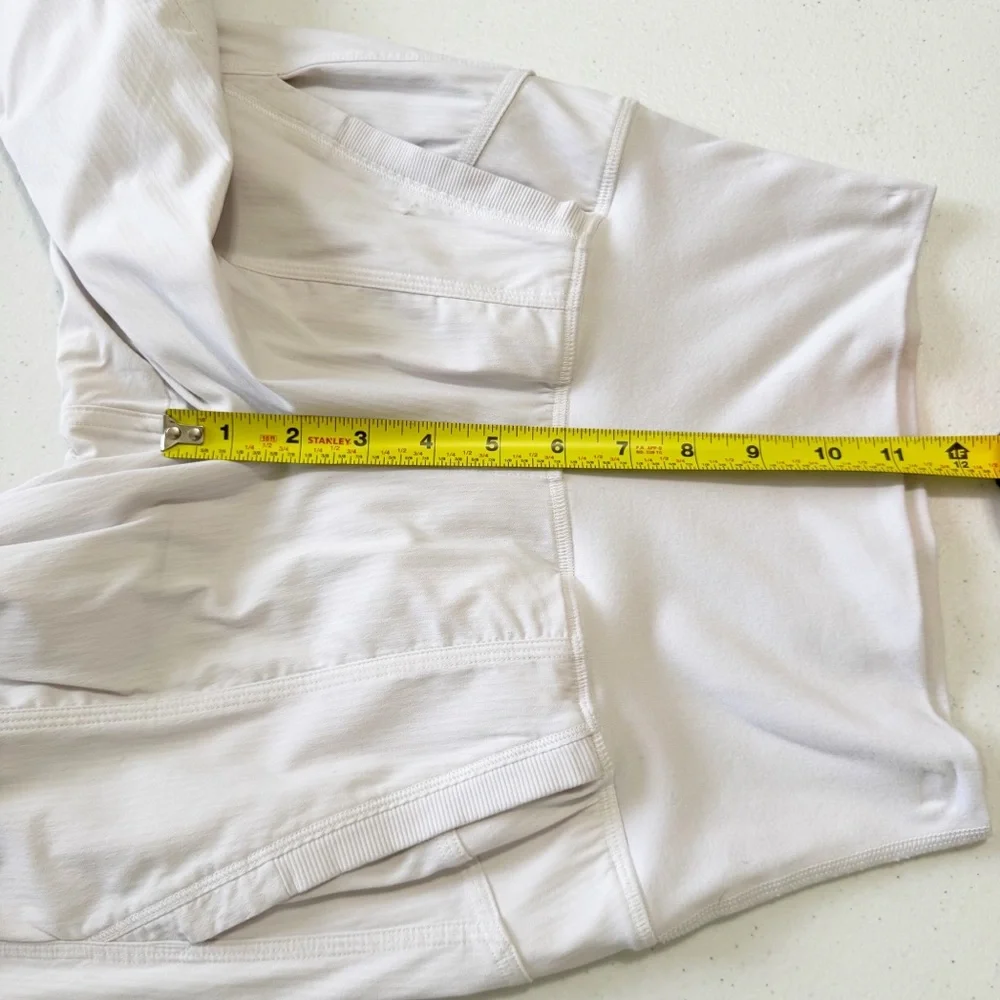 Lululemon In Flux Lined Crop White 2